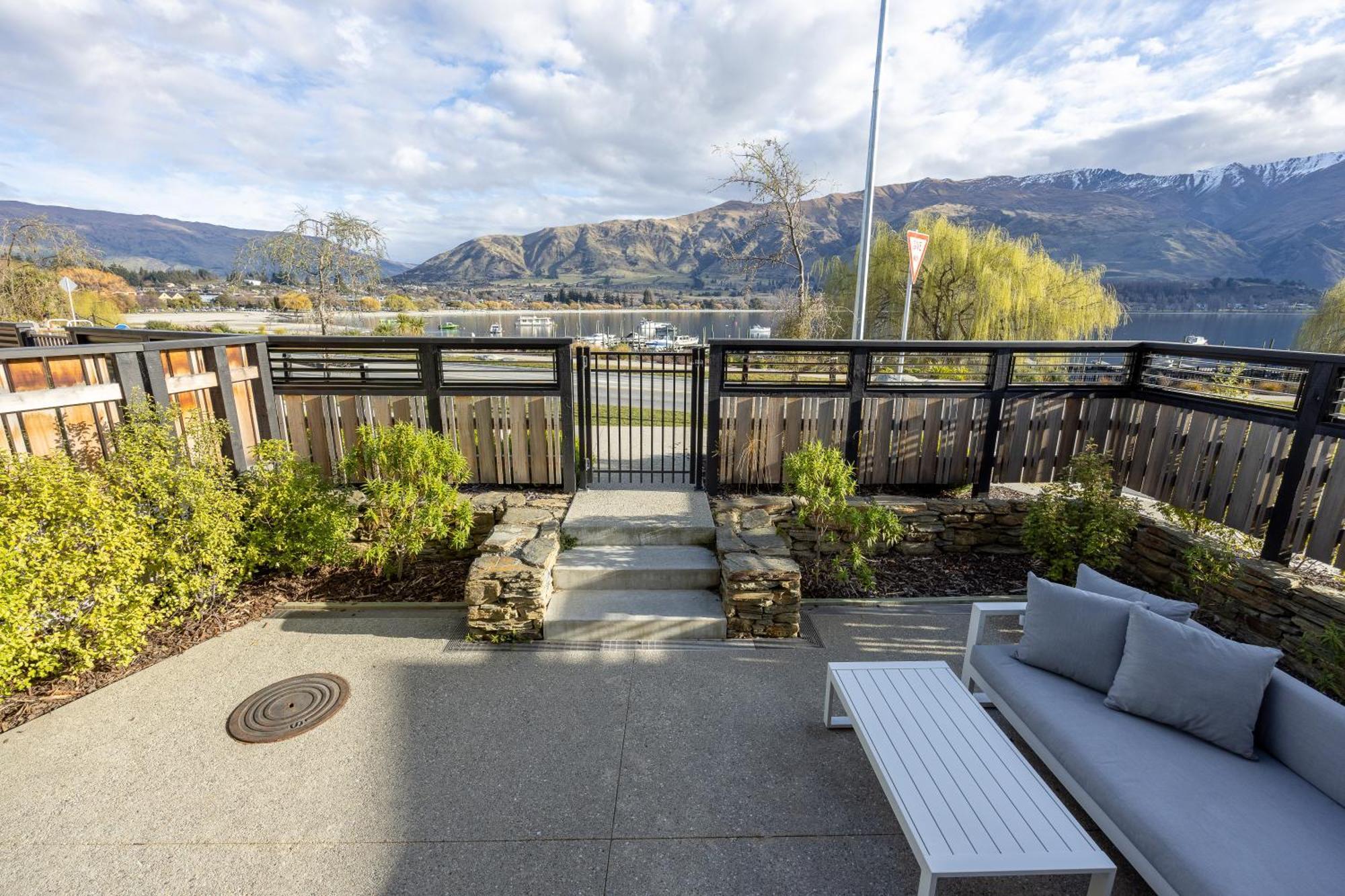Marina Terrace Apartments, Wanaka Exterior foto